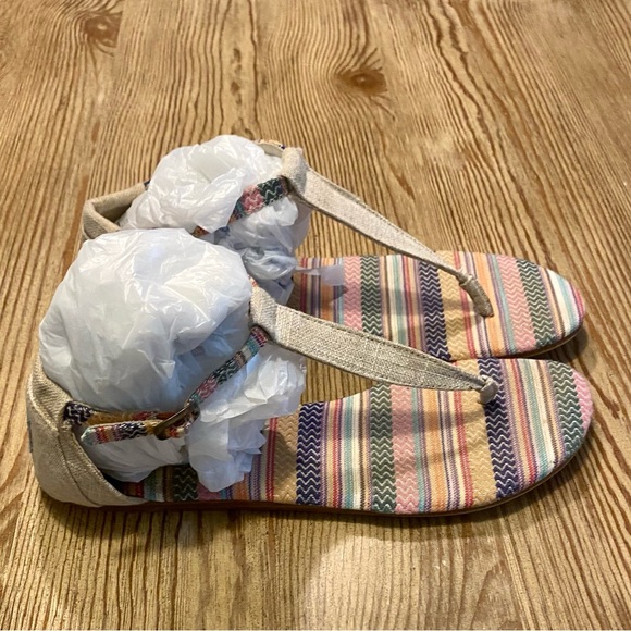 TOMS PLAYA T-STRAP BURLAP TAPESTRY SANDAL SIZE 8 FLAT T STRAP SANDALS - Picture 5 of 15